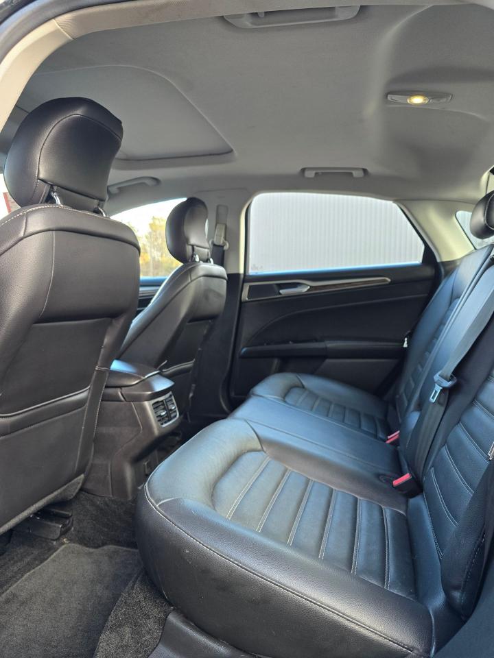 2014 Ford Fusion 4dr Sdn SE FWD - Photo #13