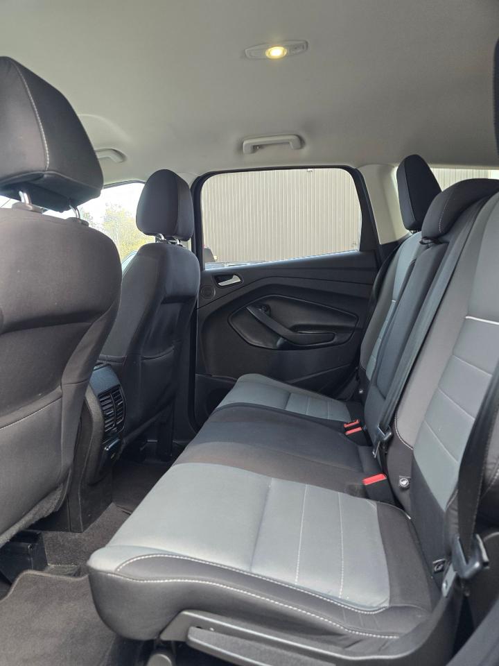 2015 Ford Escape 4WD 4dr SE - Photo #6
