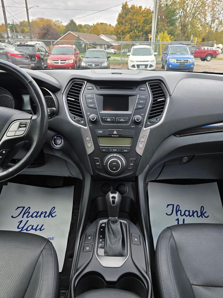 2016 Hyundai Santa Fe XL AWD 4dr 3.3L Auto Luxury Adventure Ed - Photo #10