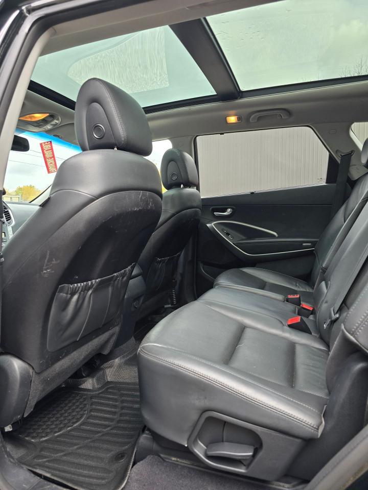 2016 Hyundai Santa Fe XL AWD 4dr 3.3L Auto Luxury Adventure Ed - Photo #11