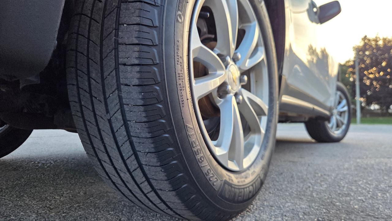 2016 Chevrolet Equinox AWD 4DR LT P-Moon/Blind Spot/Camera/sensors - Photo #15