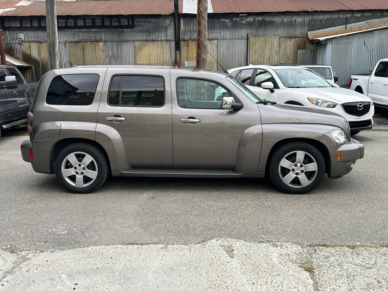 2011 Chevrolet HHR LT w/2LT - Photo #5
