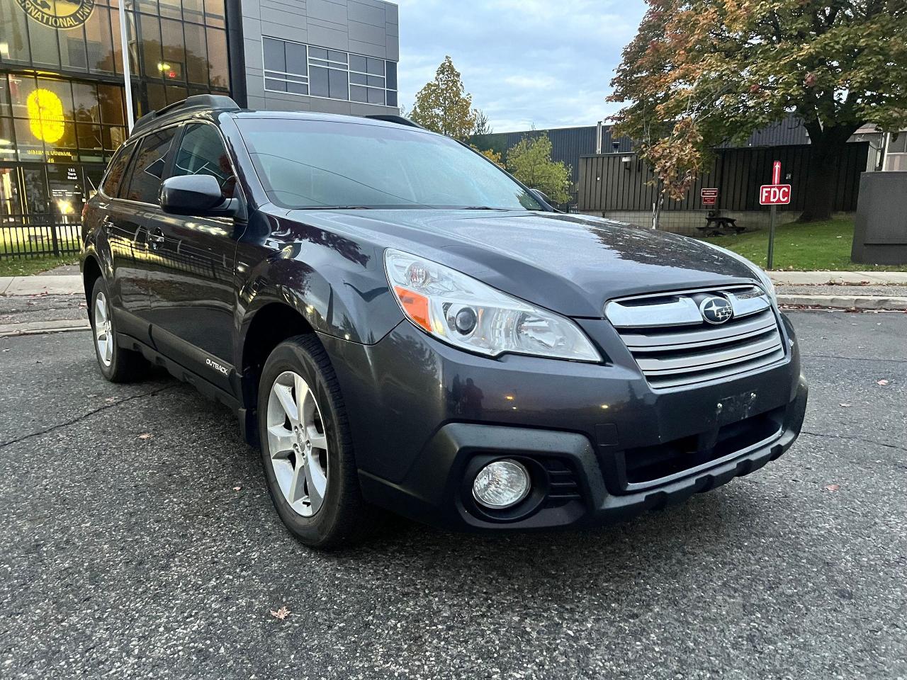 2013 Subaru Outback 2.5i w/Limited Pkg - Photo #9