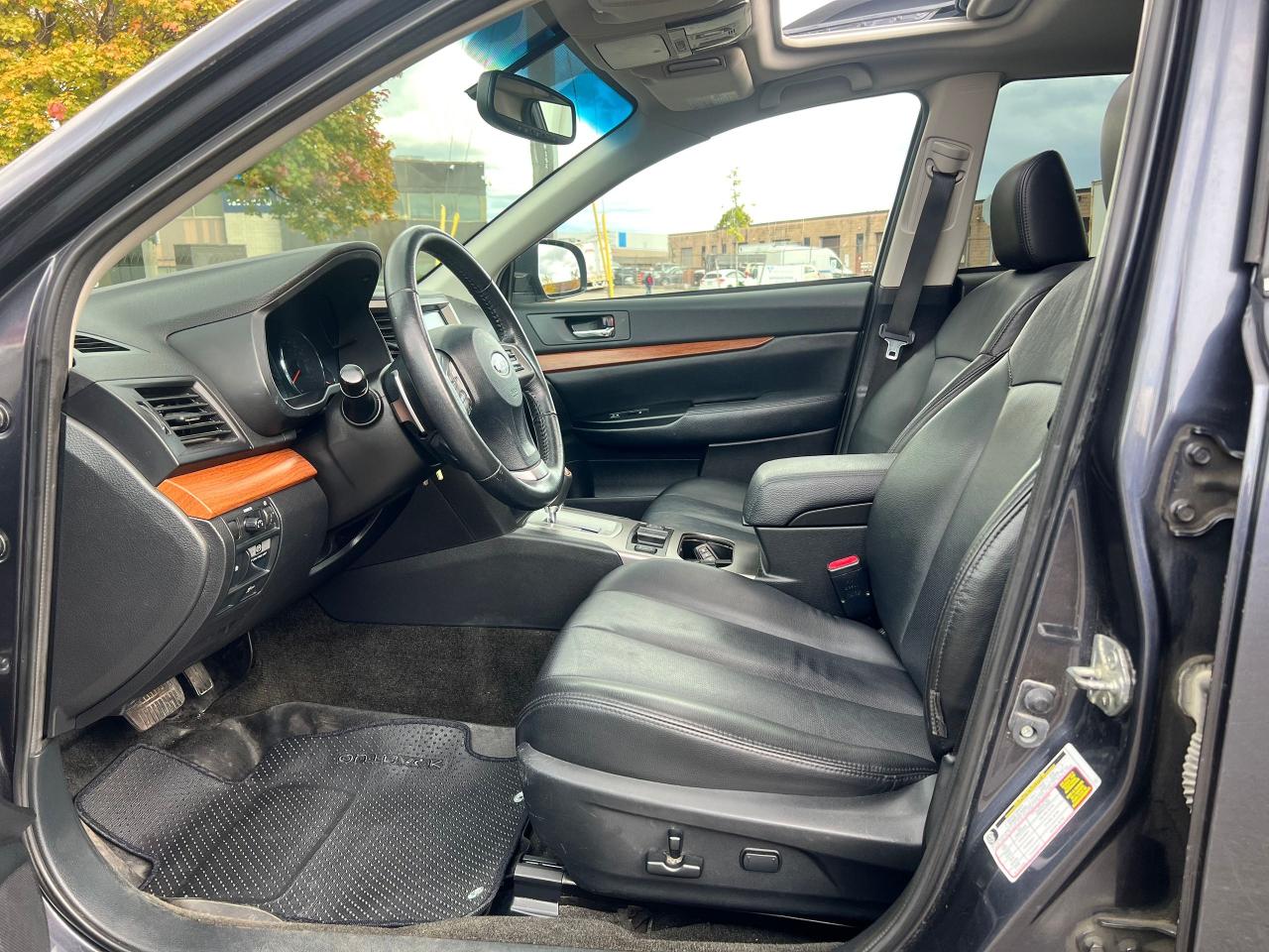 2013 Subaru Outback 2.5i w/Limited Pkg - Photo #29
