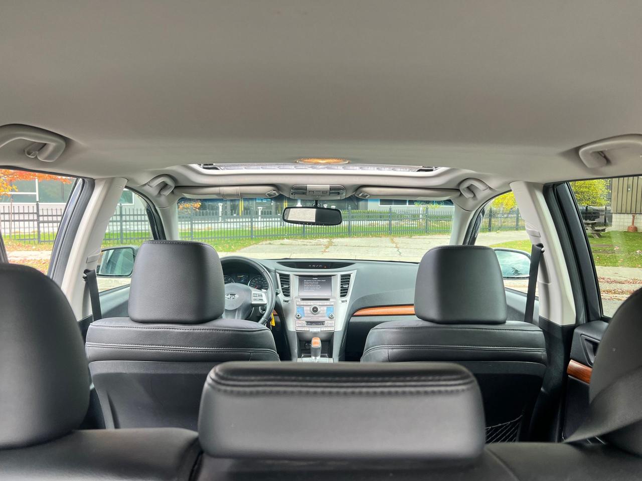 2013 Subaru Outback 2.5i w/Limited Pkg - Photo #32