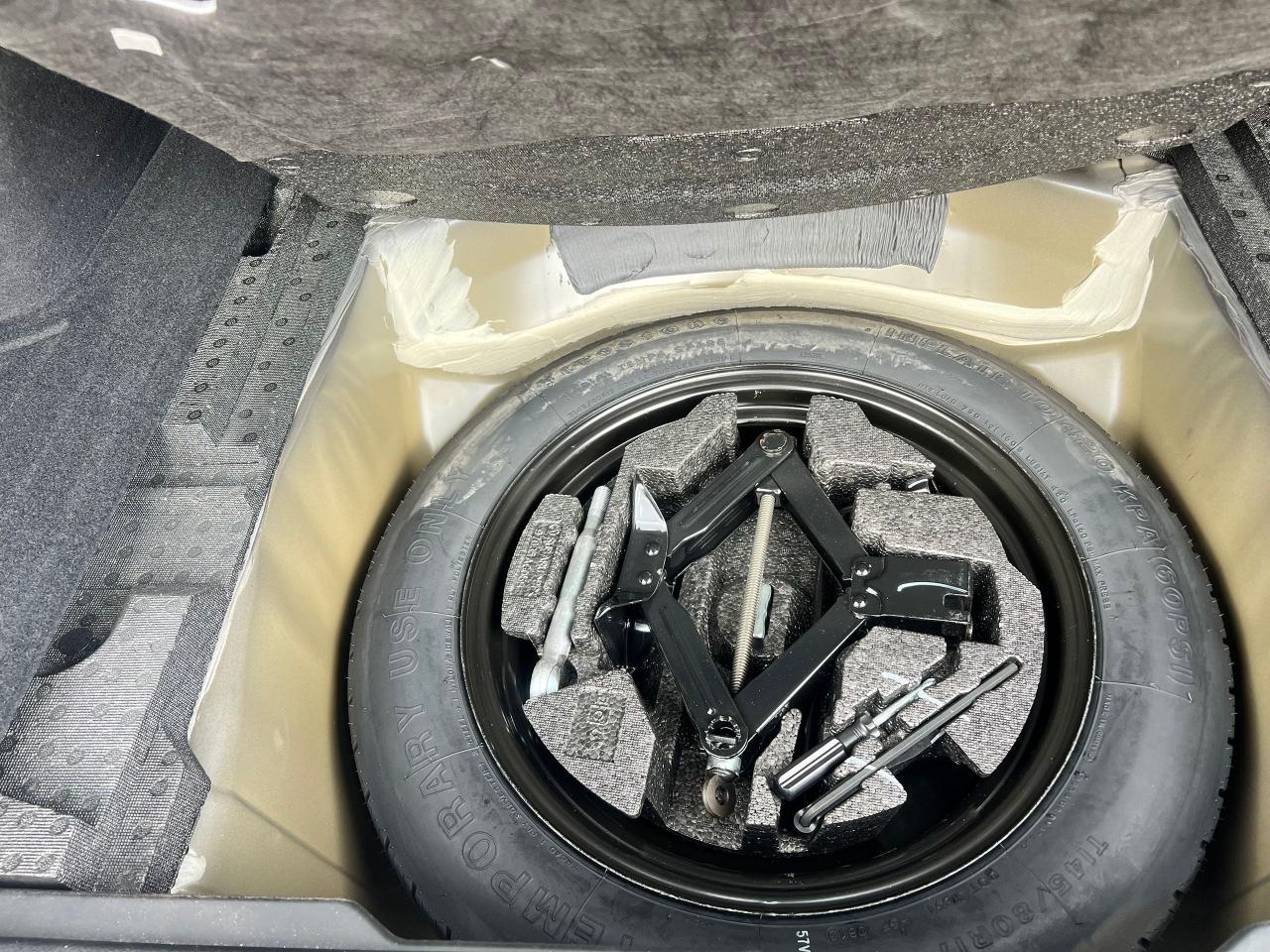 2013 Subaru Outback 2.5i w/Limited Pkg - Photo #36