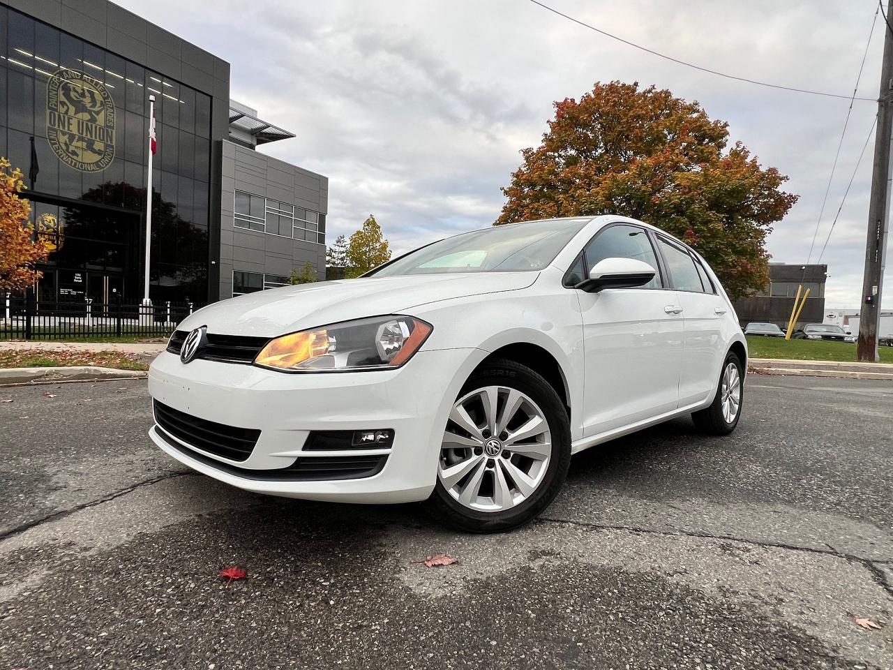 2015 Volkswagen Golf TRENDLINE Photo4