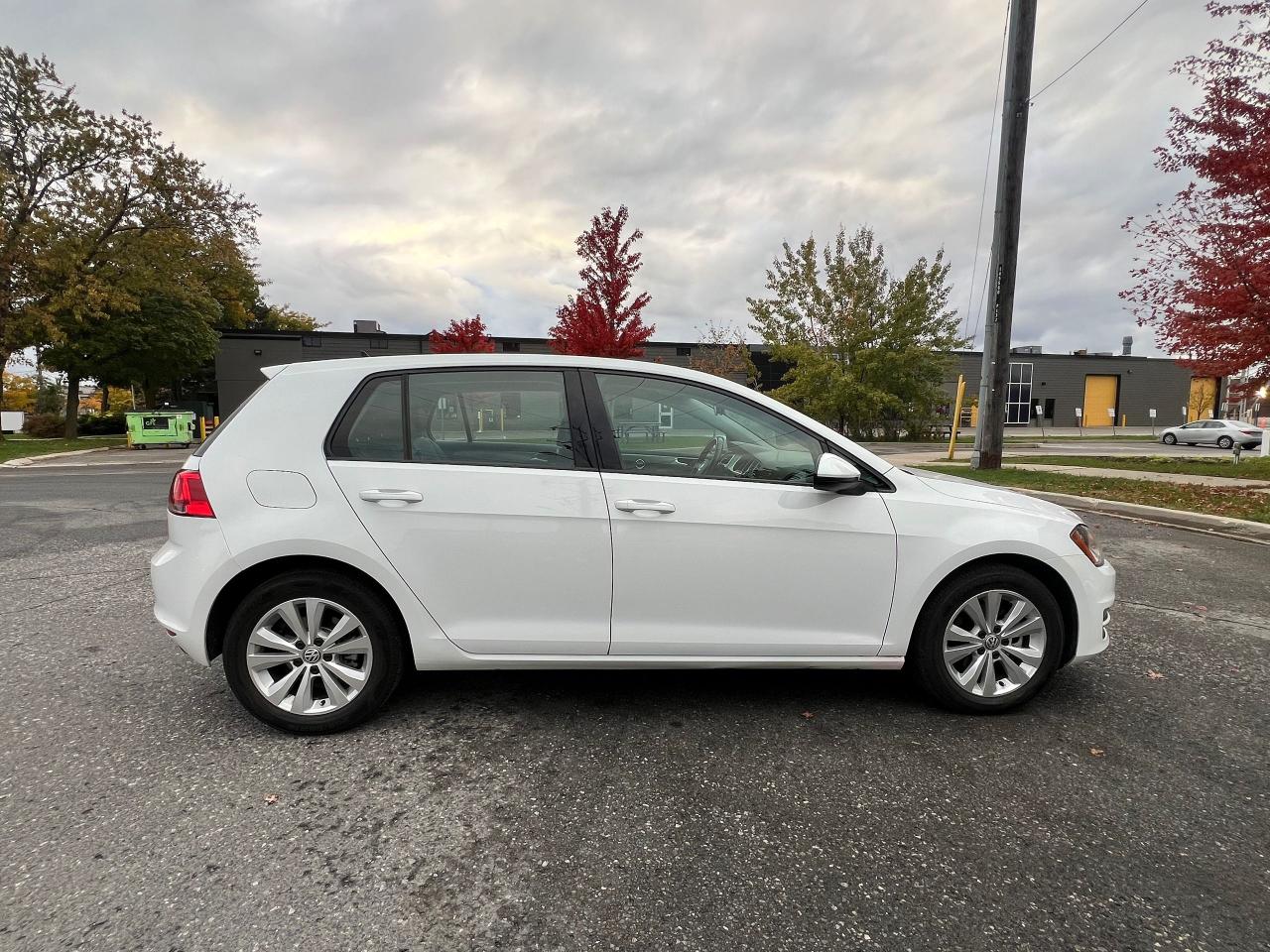 2015 Volkswagen Golf TRENDLINE - Photo #10