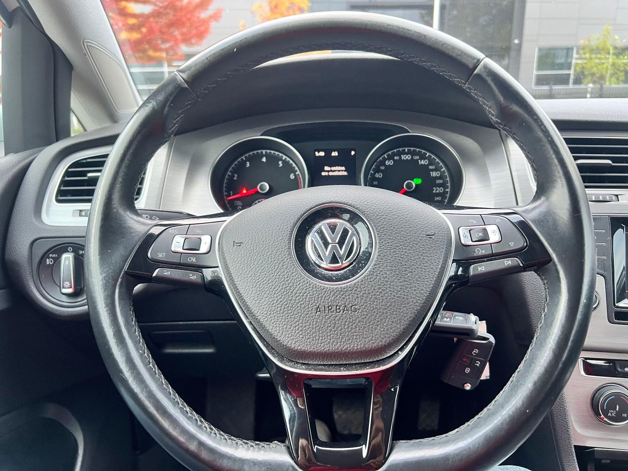 2015 Volkswagen Golf TRENDLINE - Photo #19