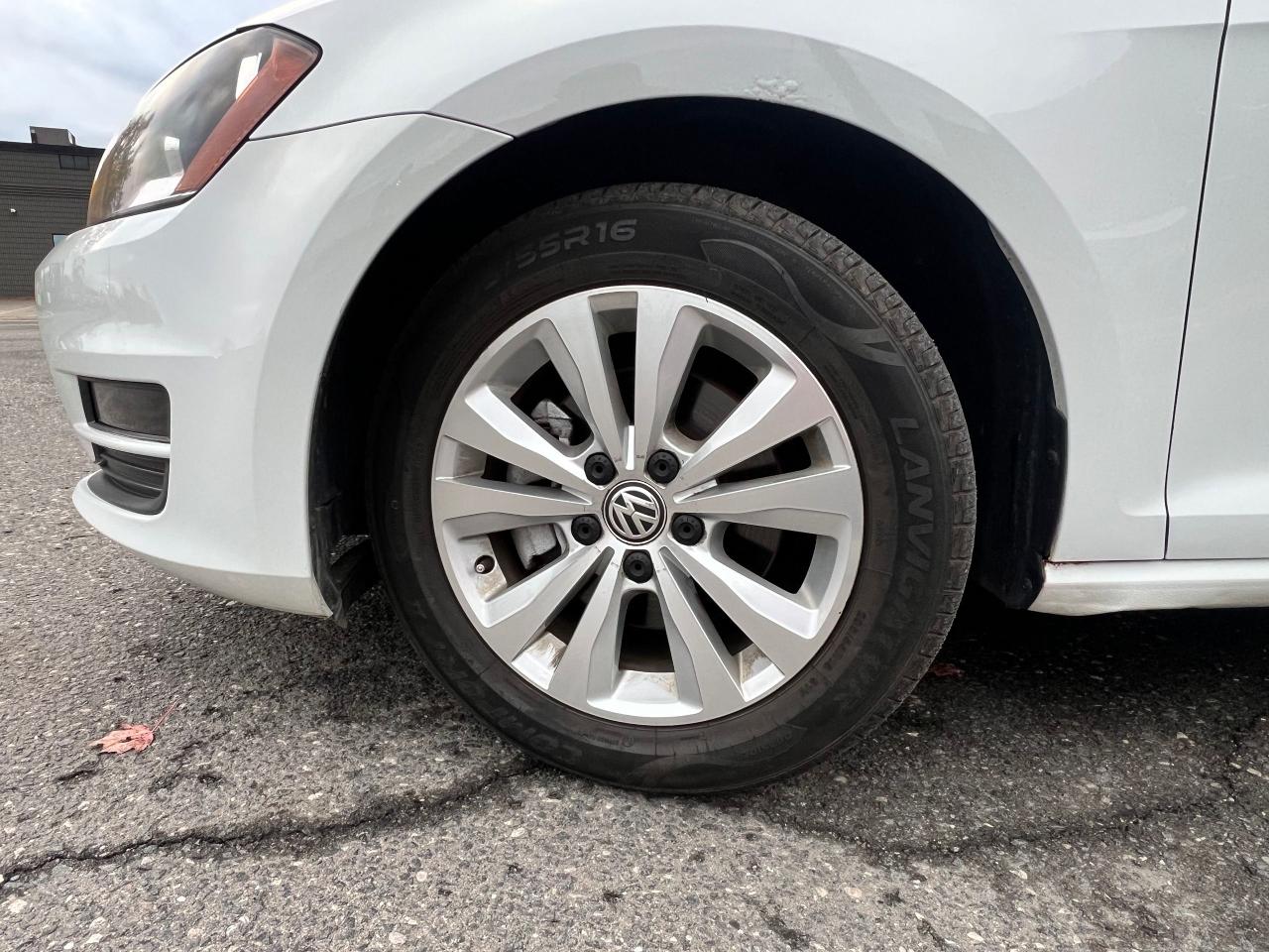 2015 Volkswagen Golf TRENDLINE - Photo #25