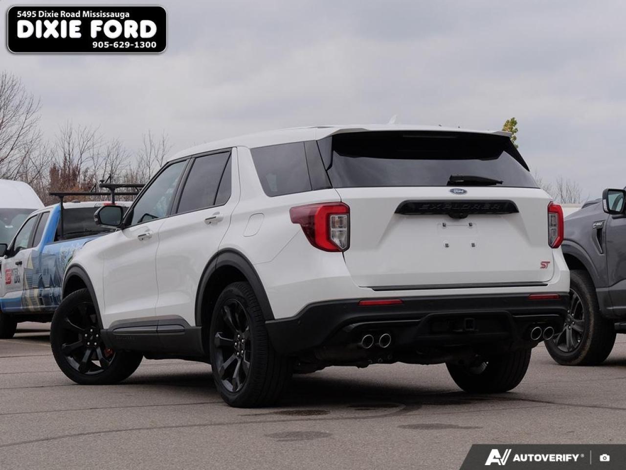 2021 Ford Explorer ST Photo3