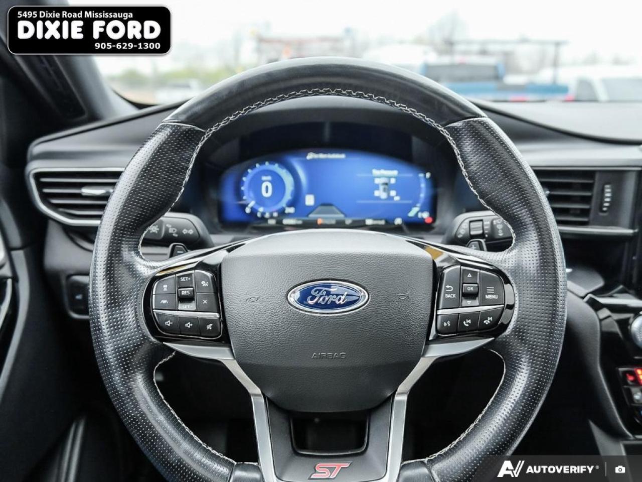 2021 Ford Explorer ST Photo