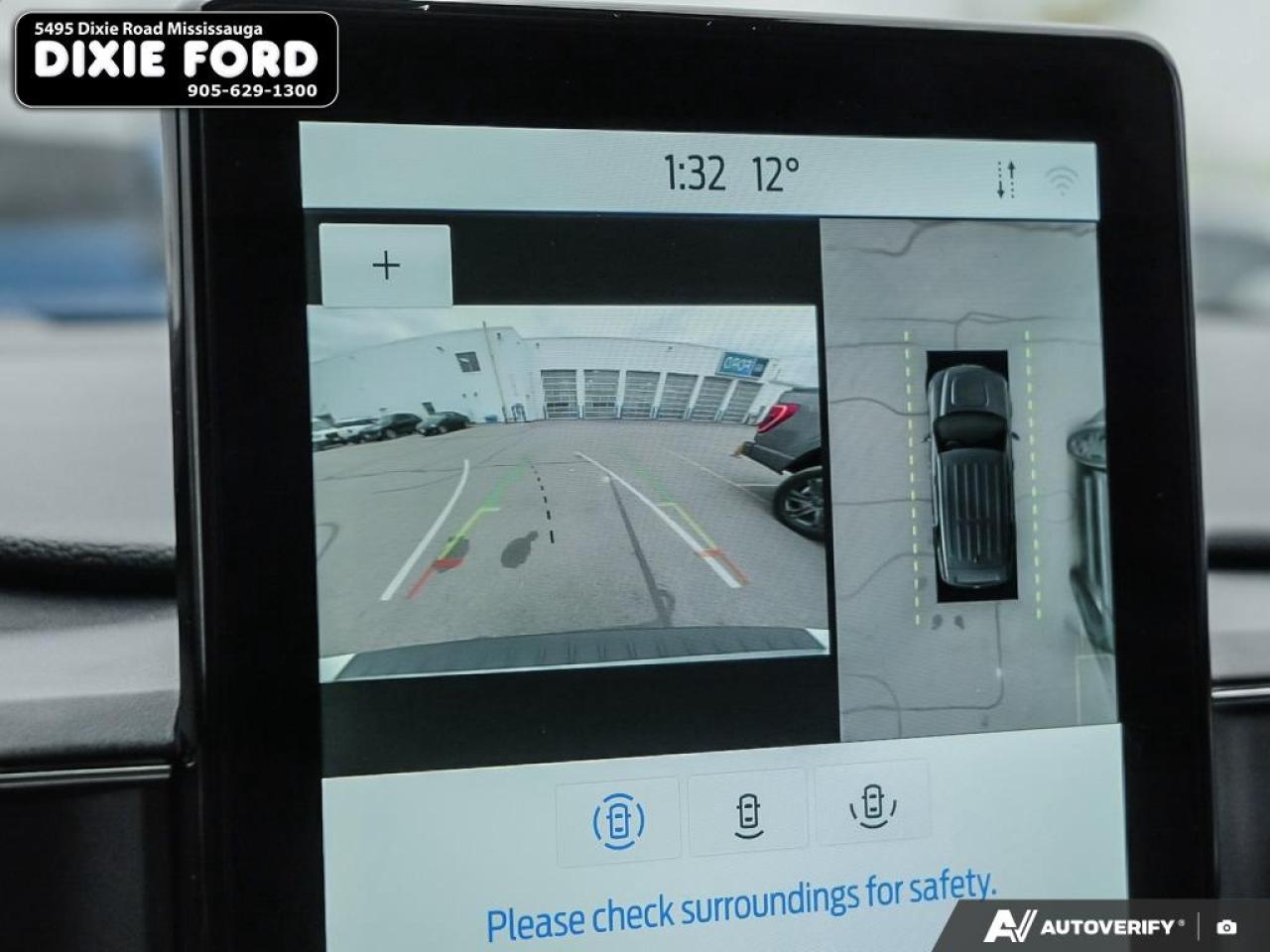 2021 Ford Explorer ST Photo