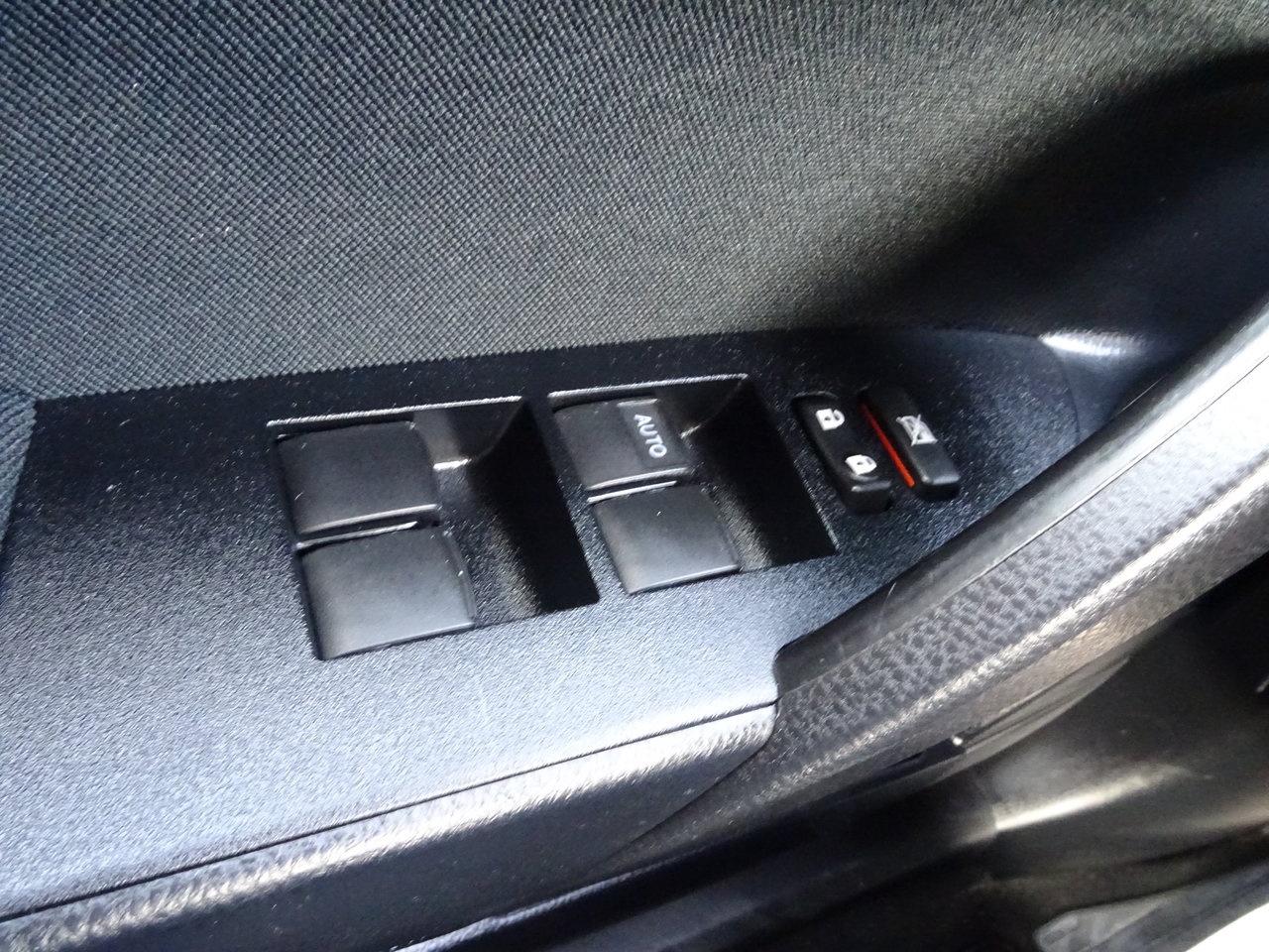 2014 Toyota Corolla LE - Photo #16