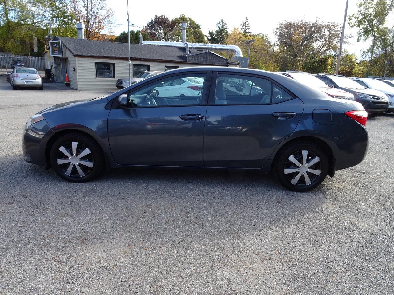 2014 Toyota Corolla LE Photo
