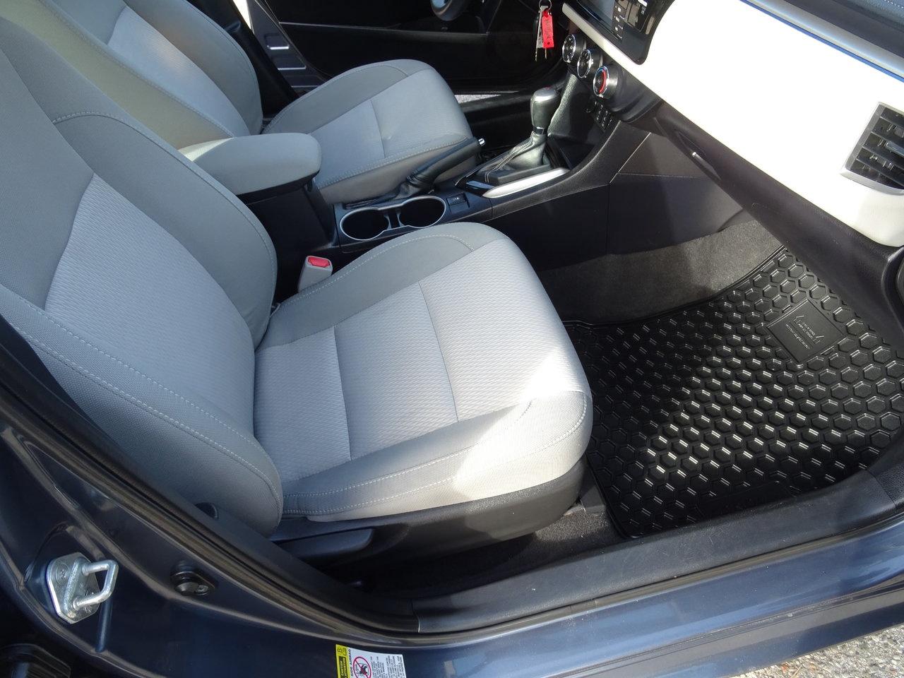 2014 Toyota Corolla LE Photo