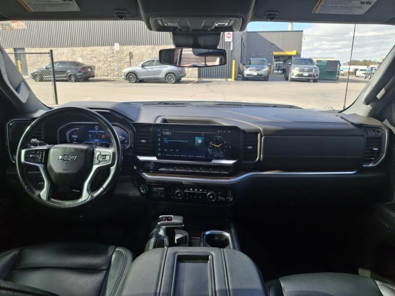 2022 Chevrolet Silverado 1500 RST Crew 4WD | 5.3L | Z71 | Bucket Seats | 20" Alloys | CarPlay + Android | Trailering Pkg and More! Photo