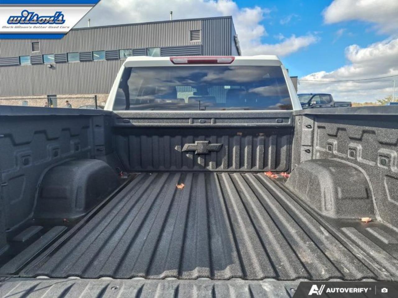 2022 Chevrolet Silverado 1500 RST Crew 4WD | 5.3L | Z71 | Bucket Seats | 20" Alloys | CarPlay + Android | Trailering Pkg and More! Photo