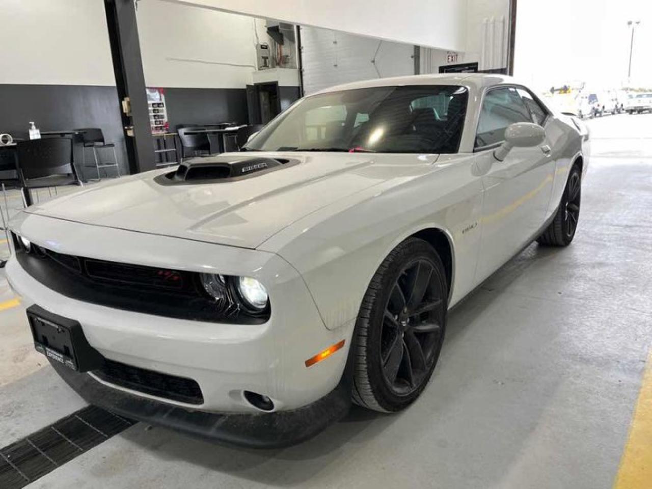 Used 2022 Dodge Challenger R/T Shaker | Hemi | Nav | Ventilated Seats | Alpine Audio | Performance Handling Group | for sale in Guelph, ON