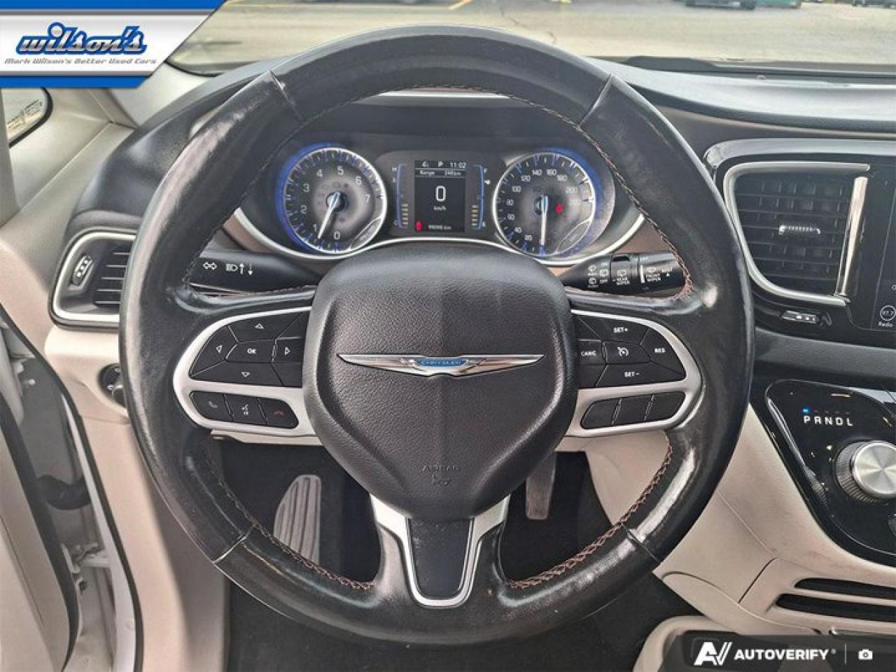 2019 Chrysler Pacifica LX | 3600LB Tow Pkg | Power Seat | Heated Wheel + Seats | Remote Start | Nav | CarPlay & More ! Photo