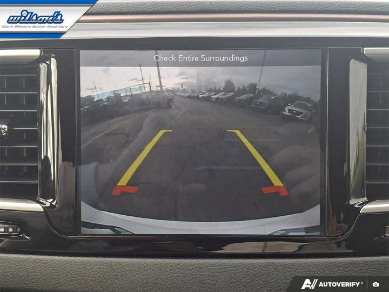 2019 Chrysler Pacifica LX | 3600LB Tow Pkg | Power Seat | Heated Wheel + Seats | Remote Start | Nav | CarPlay & More ! Photo