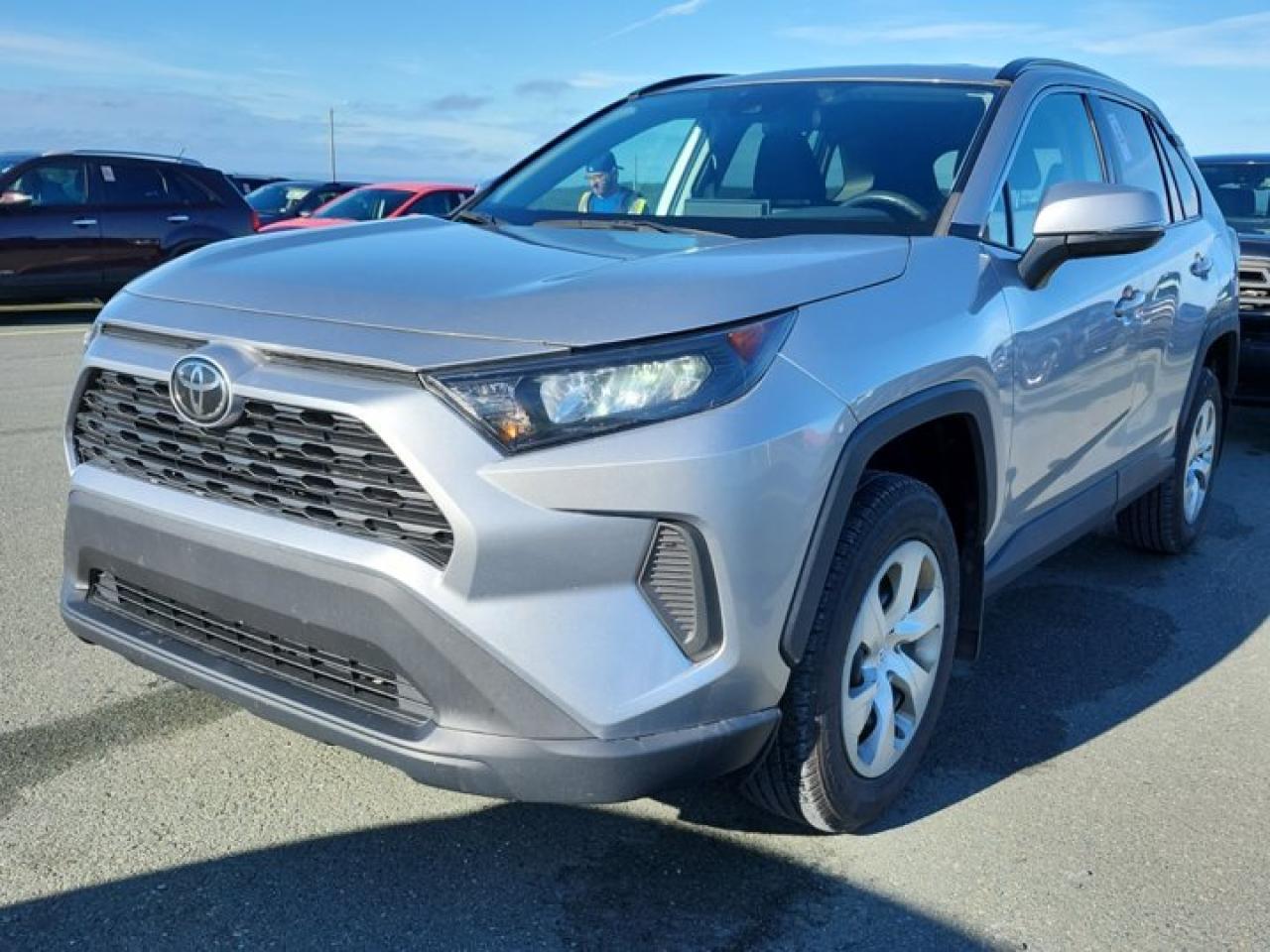 Used 2020 Toyota RAV4 LE | Radar Cruise | Heated Seats | Rear Camera | and More ! for sale in Guelph, ON