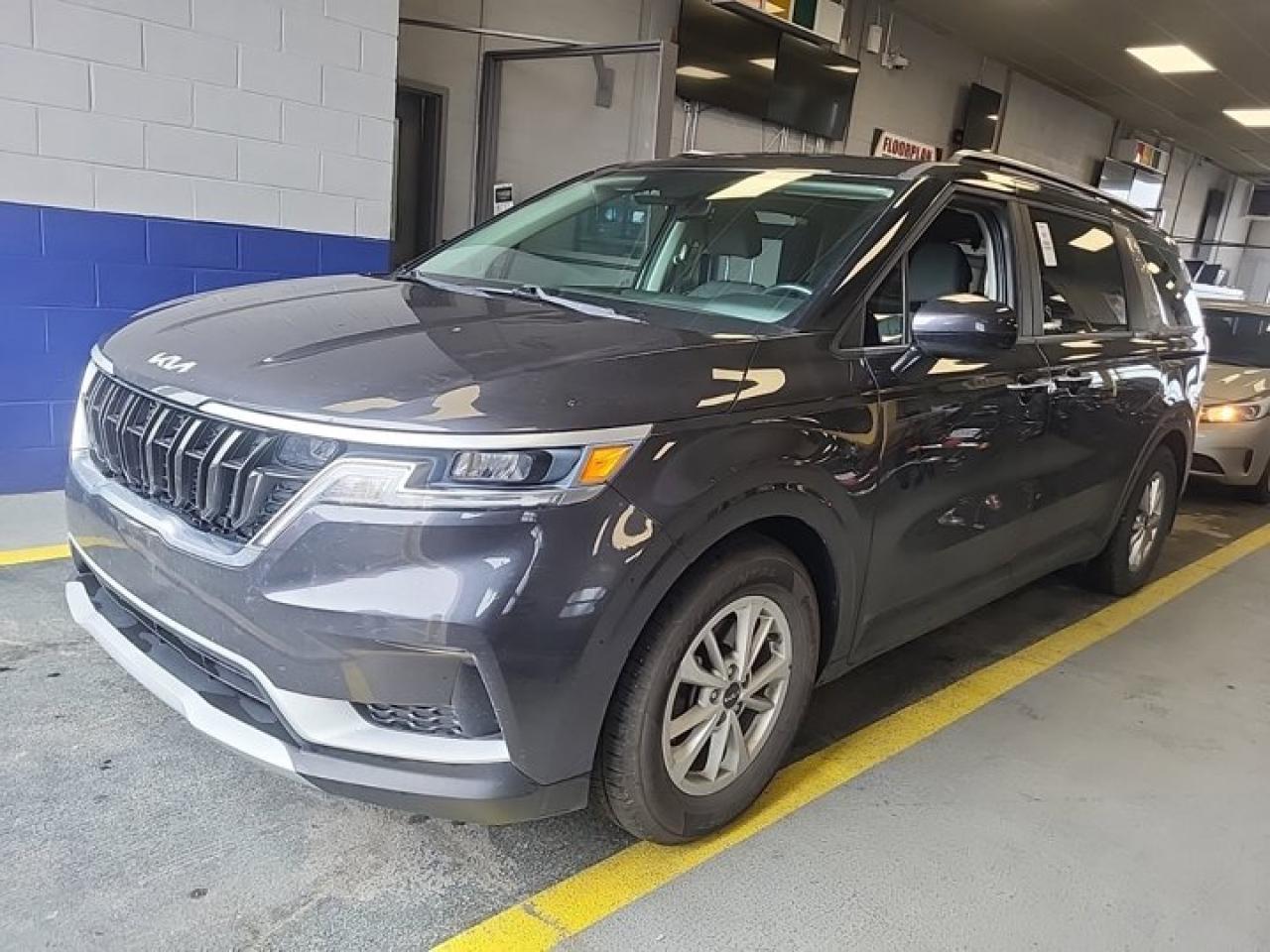 Used 2022 Kia Carnival LX+ | Power Sliding Doors + Hatch | Heated Seats | Power Seat | CarPlay + Android | Rear Cam & More! for sale in Guelph, ON