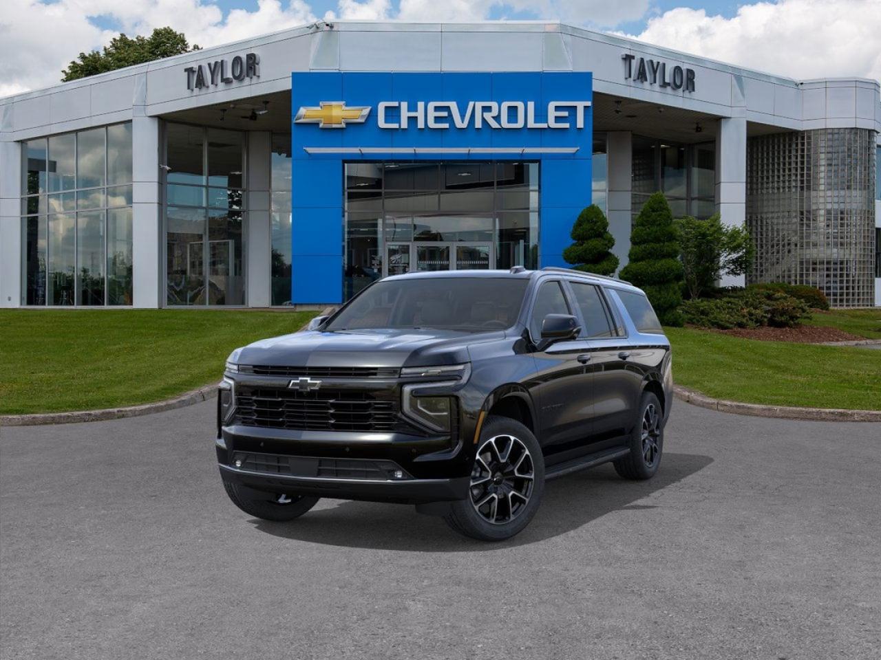 2025 Chevrolet Suburban RST Photo