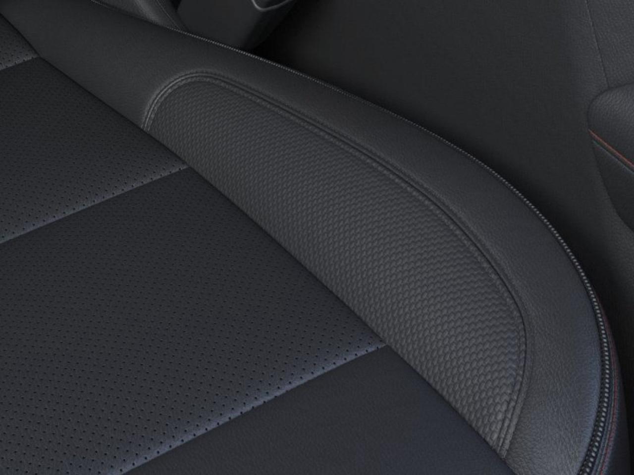 2025 Chevrolet Suburban RST Photo