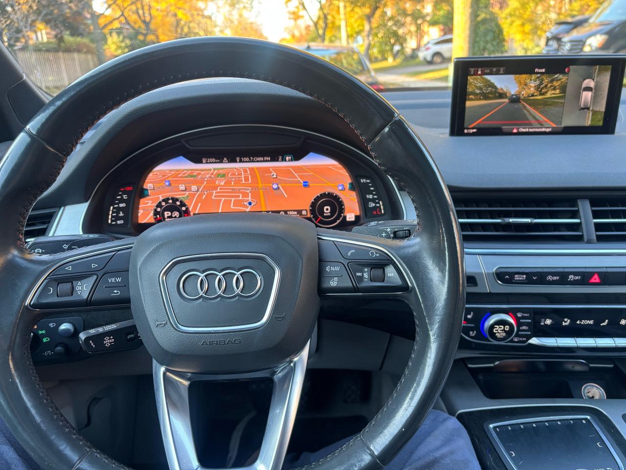 2018 Audi Q7 Technik S-Line Photo