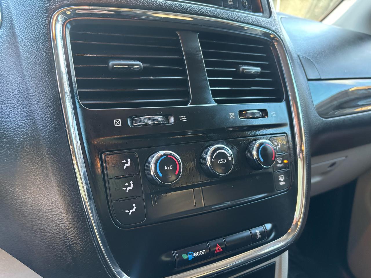 2018 Dodge Grand Caravan CANADA VALUE PACKAGE - Photo #16