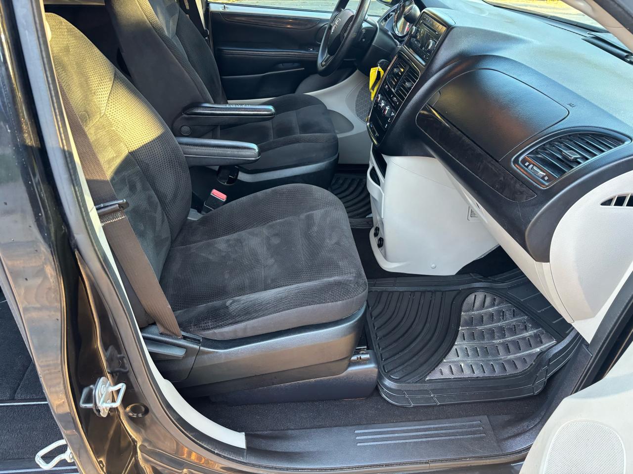 2018 Dodge Grand Caravan CANADA VALUE PACKAGE - Photo #14