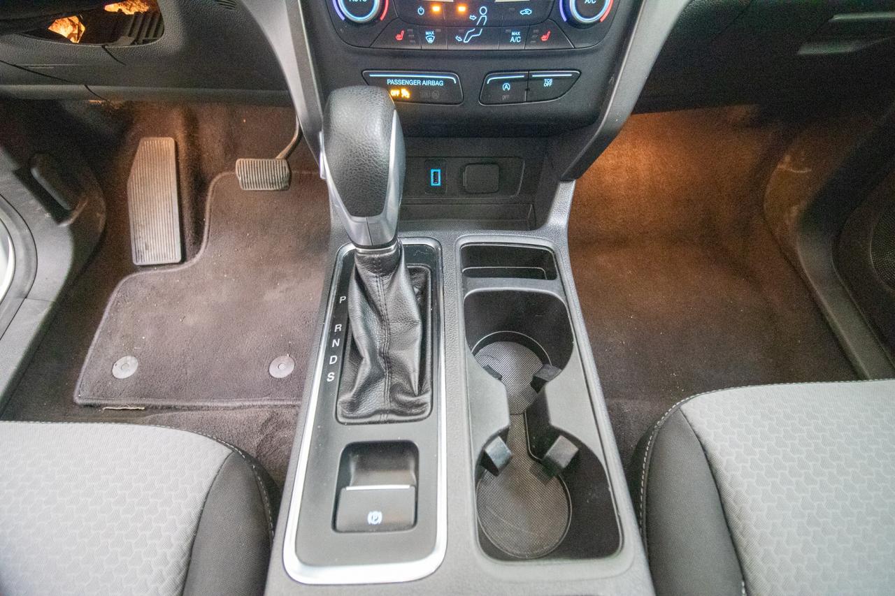 2019 Ford Escape SE Photo5