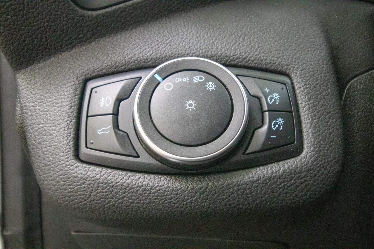 2019 Ford Escape SE Photo5
