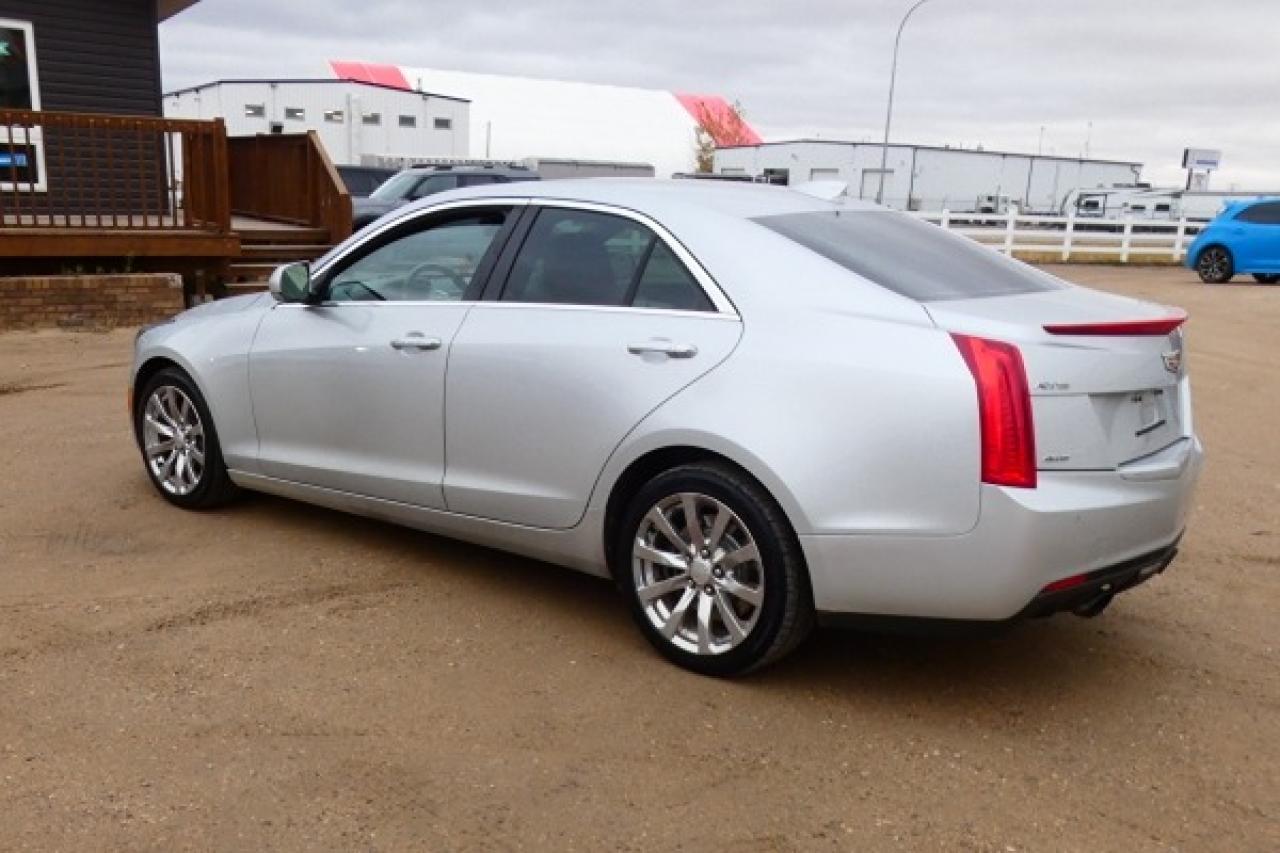 2018 Cadillac ATS Luxury AWD 2.0 T w/Htd Leather, S/R, NAV, BUC - Photo #8