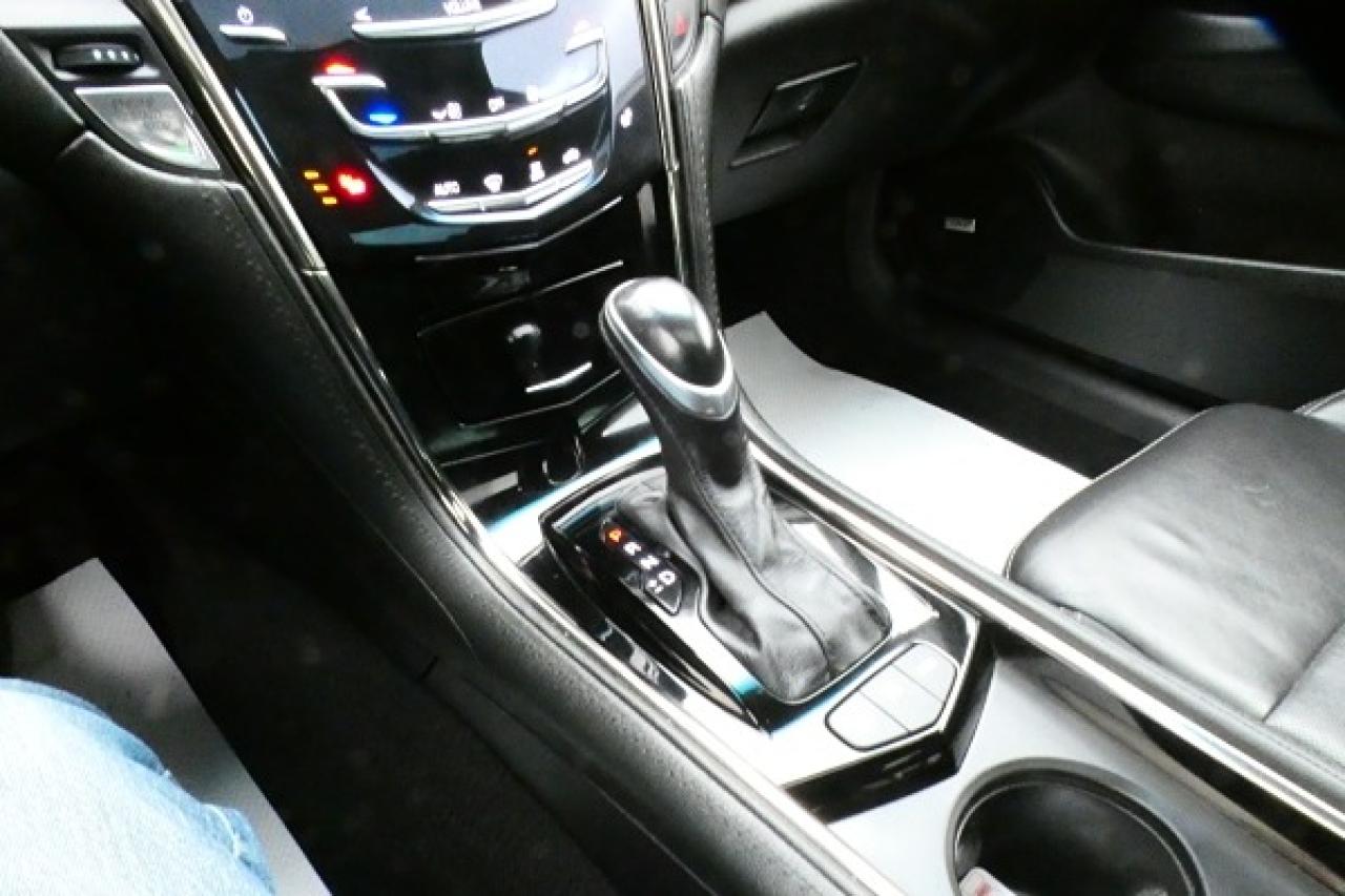 2018 Cadillac ATS Luxury AWD 2.0 T w/Htd Leather, S/R, NAV, BUC - Photo #15