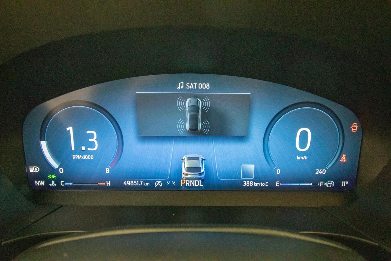 2024 Ford Escape Platinum AWD Photo5