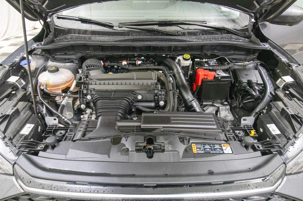 2024 Ford Escape Platinum AWD Photo5