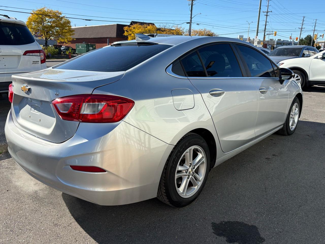 2017 Chevrolet Cruze LT - Photo #5