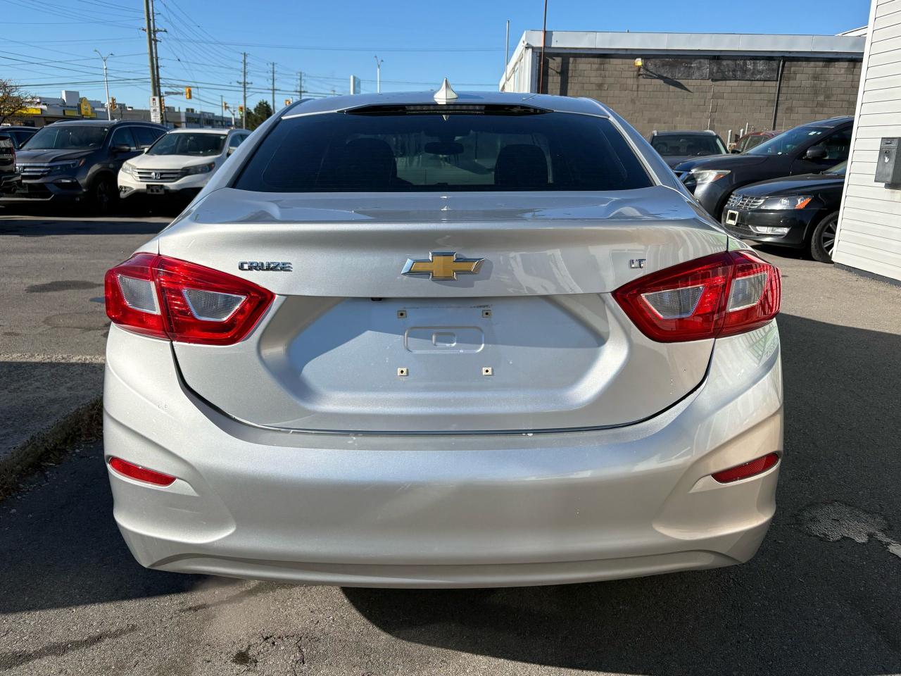 2017 Chevrolet Cruze LT - Photo #8