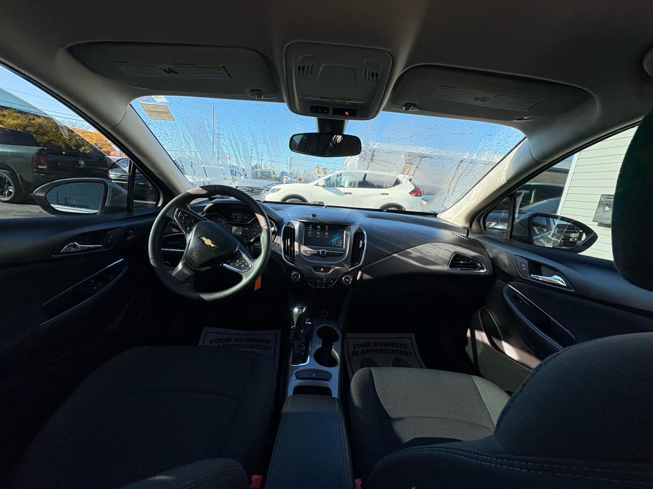 2017 Chevrolet Cruze LT - Photo #21