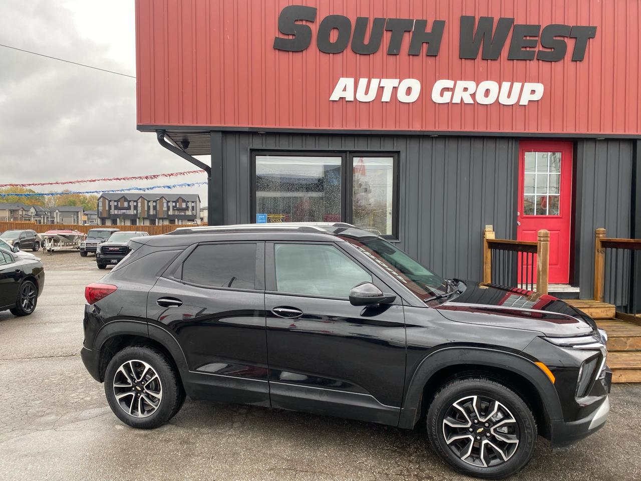 2024 Chevrolet TrailBlazer AWD 4dr LT Photo