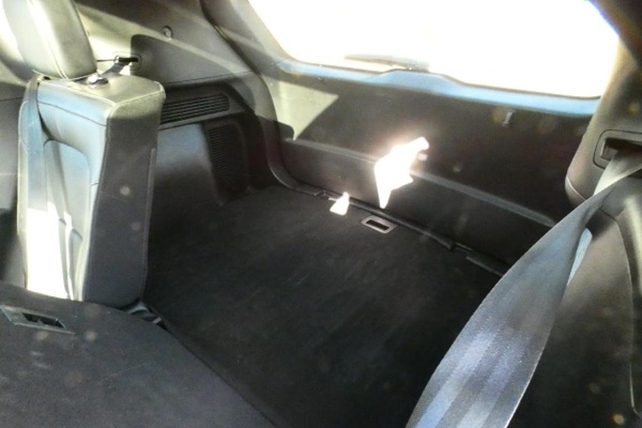 2024 Ford Escape Platinum AWD w/Htd Leather, pano S/R, NAV, BUC - Photo #9