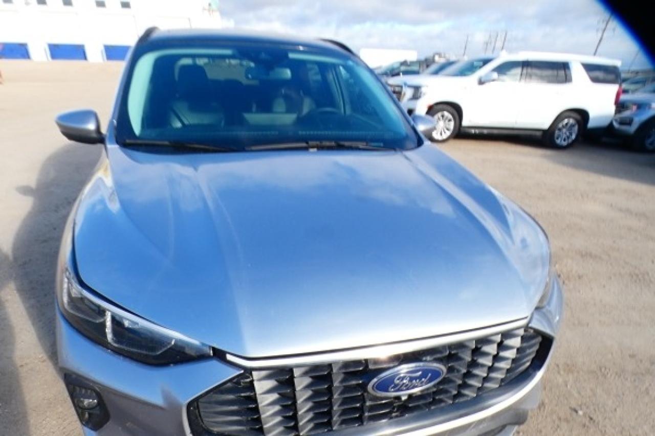 2024 Ford Escape Platinum AWD w/Htd Leather, pano S/R, NAV, BUC - Photo #30