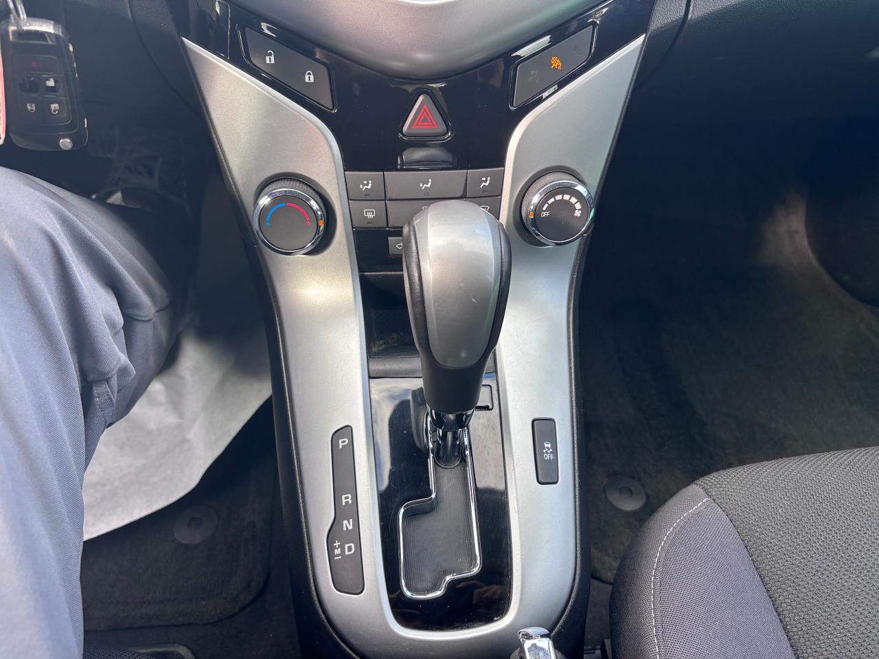 2013 Chevrolet Cruze LOW KMS GREAT DEAL! - Photo #20