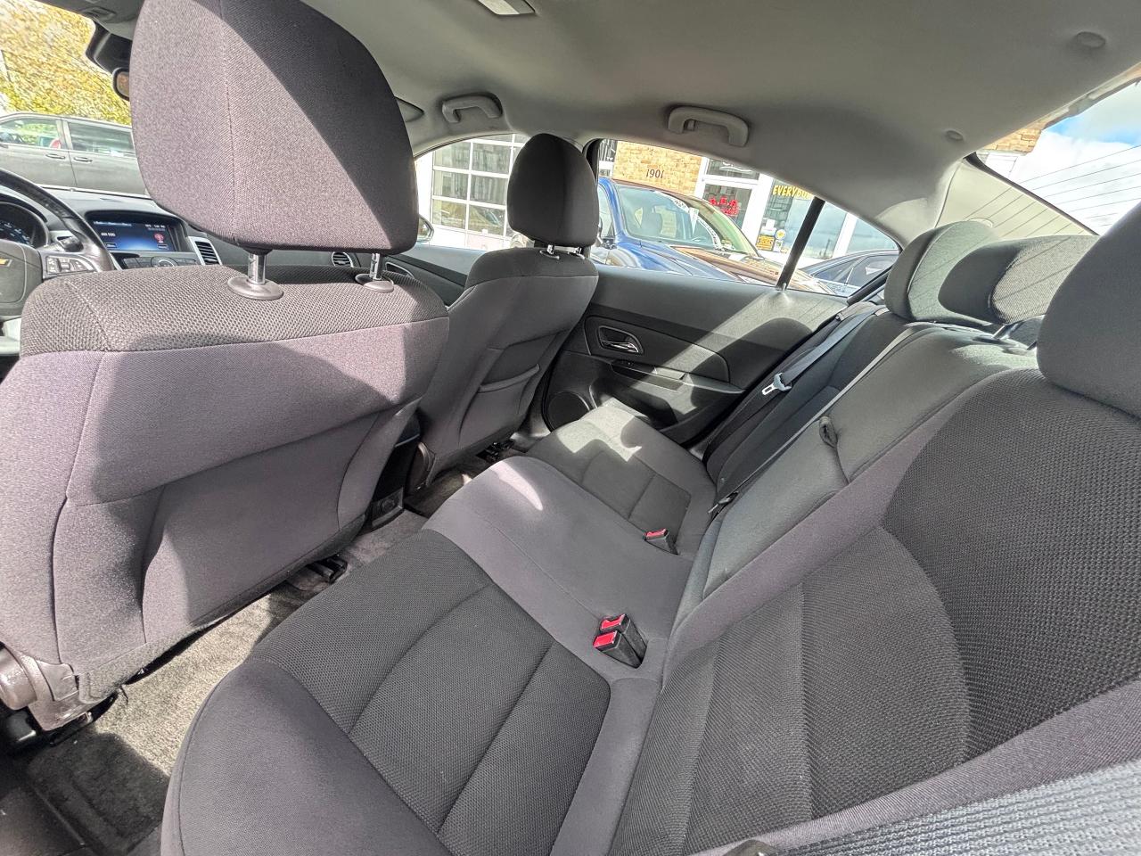 2013 Chevrolet Cruze LOW KMS GREAT DEAL! - Photo #13