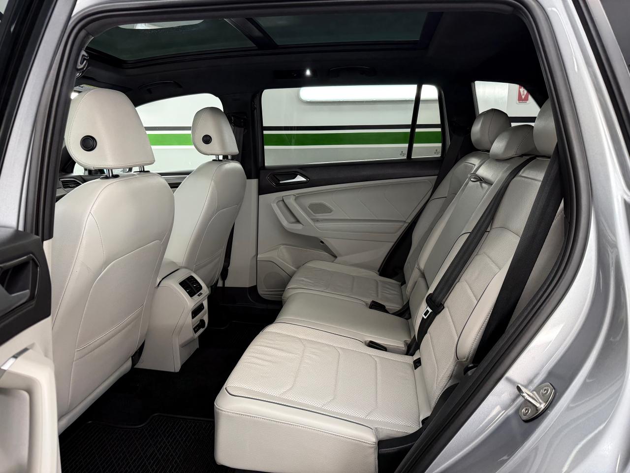 2022 Volkswagen Tiguan Highline R-line - Photo #12