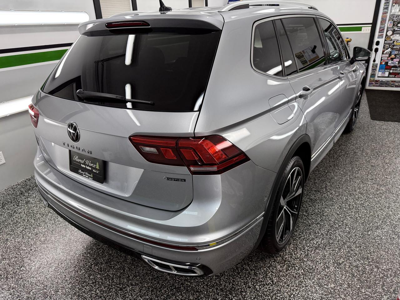 2022 Volkswagen Tiguan Highline R-line - Photo #7