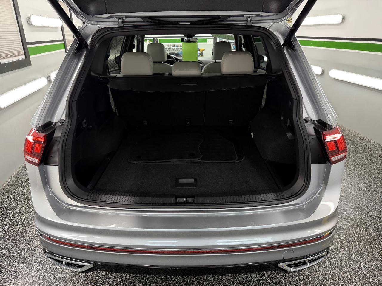 2022 Volkswagen Tiguan Highline R-line - Photo #13
