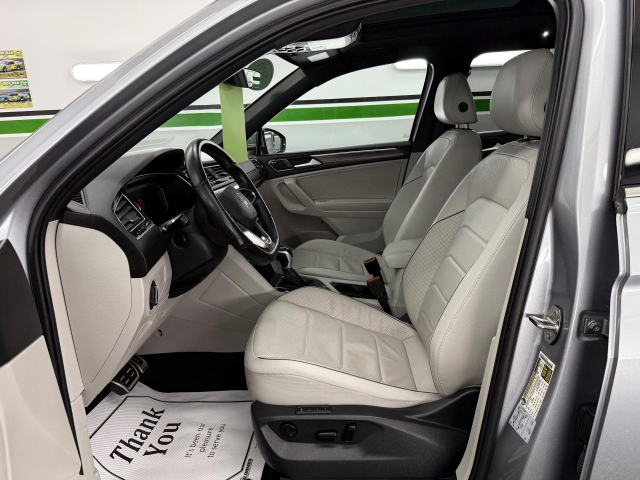 2022 Volkswagen Tiguan Highline R-line - Photo #9